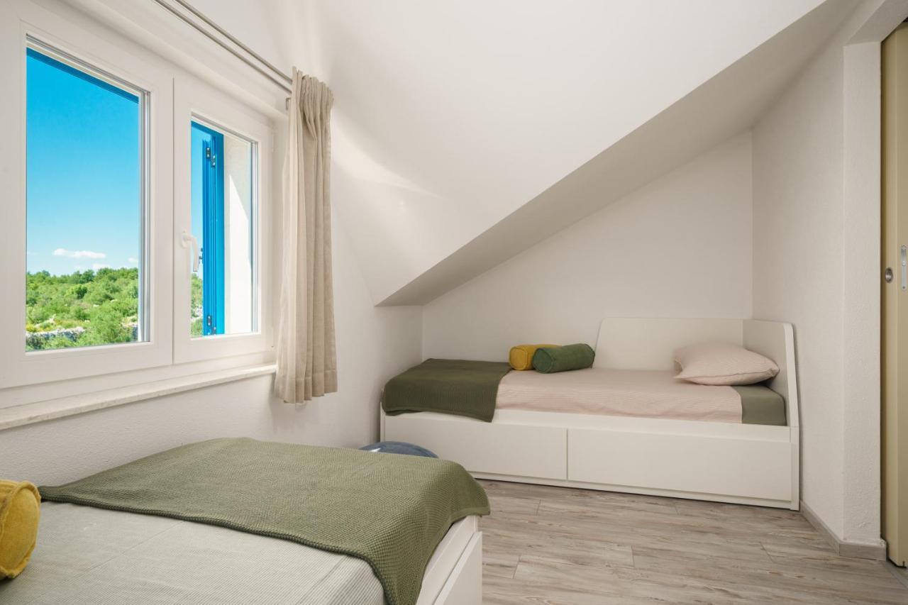 Villa Maris Betina  Esterno foto